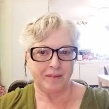 Should sashing be cut 2 x 8 instead of 2 x 7.5?