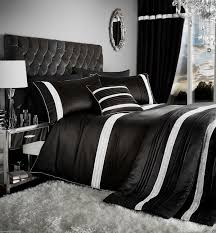 Rating 4.800045 out of 5. Black Bedding The Perfect Decoration For Modern Bedroom Interiors