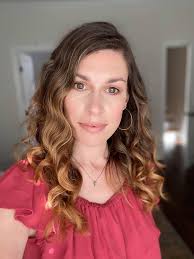 Night out @kamiwigs Creative director/styling @scheild.studio  @rachelschleider Hair @mkwigs Makeup @dasha__nyc Wardrobe @gbendelstein