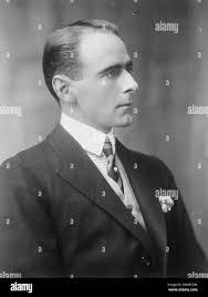 Nigel Bright's Instagram, Twitter & Facebook