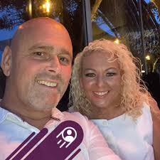 We are staying at a lodge in High Oaks Grange weekend of 7th November for  my husband's 60th birthday. We are looking for a private chef to cook a  meal for 11