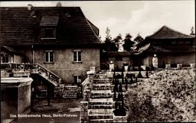 Der tempel ist täglich geöffnet; Ak Berlin Reinickendorf Frohnau Das Buddhistische Haus Gartenpartie Treppe Nr 1918601 Oldthing Ansichtskarten Postleitzahl 10 19