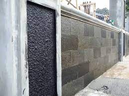 Pagar tembok minimalis batu alam akan memberikan keindahan tersendiri. 17 Desain Pagar Batu Alam Untuk Rumah Minimalis Modern Mewah Ideas Fence Design Compound Wall Design Compound Wall