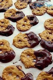 Chocolate Dipped Snack Factory Pretzel Crisps Pretzel Crisps Chocolate Recipes Chocolate Dipped Pretzels