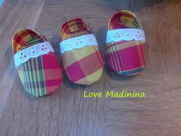 Sur Commande 10 Petits Chaussons Bapteme Antillais Creole Madras Pour Sachets Ballotins Dragees Autres Bebe Par Love M Chaussons Sachet Ballotin Dragees