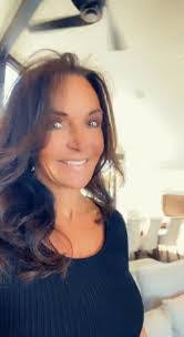 Tammy Hash's Instagram, Twitter & Facebook