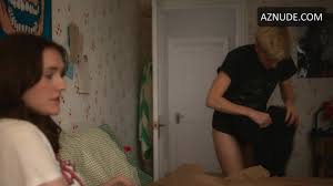 Charlotte Ritchie, Mae Martin Underwear, Lesbian sexy scenes in Feel Good -  UPSKIRT.TV