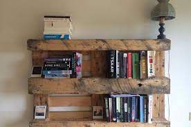 Selain istana, anda juga bisa menyulap kardus bekas menjadi mobil. 3 Inspirasi Rak Buku Unik Manfaatkan Kembali Barang Bekas Di Rumah Semua Halaman Idea