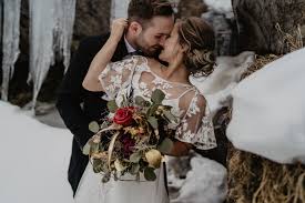 Mit mehr als 500 dreitausendern und über 600 verschiedenen gletschern ist sie weltbekannt. Hochzeit In Tirol Locations Fotografen Co