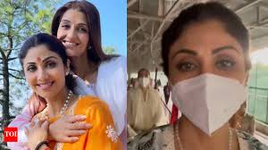 Shilpa Shetty shares glimpses from her pilgrimage to Vaishno Devi | Hindi  Movie News - Times of India