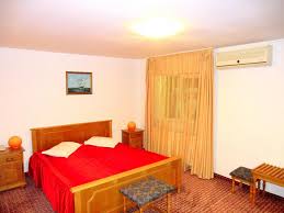 Camerele sunt dotate cu internet, aer conditionat, televizor color, minibar, baie. Hotel Darina Notlosung In Targu Mures My Travelworld