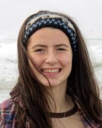 Mara Pearson's Instagram, Twitter & Facebook