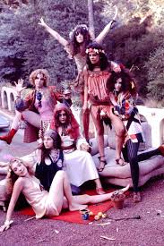 Great teacher onizuka (gto) revolves around an eccentric, yet mischievous teacher who is not afraid of brazenly admitting to being a pervert. Pamela Des Barres Famous Groupies Pamela Des Barres Groupies