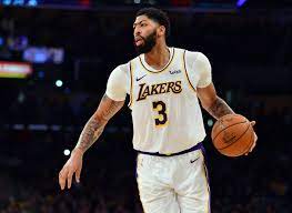 Anthony davis is an american professional basketball player for the new orleans pelicans of the national basketball association. Anthony Davis Declines Lakers Extension But Expected To Stay In L A