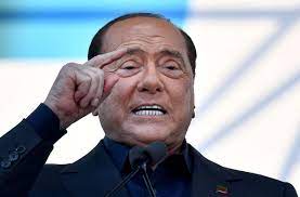 I have little hair because my brain is so big it pushes the hair out. Silvio Berlusconi Italiens Ex Regierungschef Positiv Auf Corona Getestet Politik Stuttgarter Zeitung