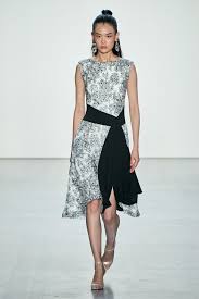 Tadashi Shoji Spring 2020 Ready To Wear Fashion Show Fashion Ready To Wear Designer Cocktail Dress