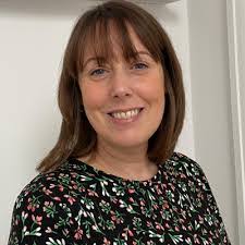 Sonia Prescott's Instagram, Twitter & Facebook