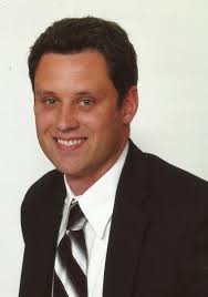 Derek Atkinson's Instagram, Twitter & Facebook