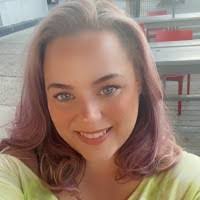 Shana Darby's Instagram, Twitter & Facebook