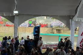 Sheinbaum rechaza negociar “en lo oscurito” con CNTE