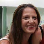 Diana Seaton's Instagram, Twitter & Facebook