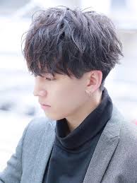 恋つづヘア 佐藤健さんパーマ メンズ 髪型 lipps 吉祥寺annex mens hairstyle メンズ ヘアスタイル メンズ ヘアスタイル 髪型 パーマ
