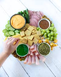 Über 7 millionen englischsprachige bücher. St Patrick S Day Appetizers Board Luci S Morsels