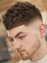 27 Short Haircuts For Men Super Cool Styles For 2020 Mens Haircuts Short Mens Hairstyles Short Curly Hair Men