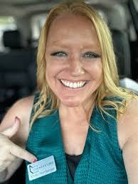 Emily Machala's Instagram, Twitter & Facebook