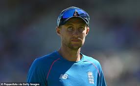 Coming in at no 4, england skipper joe root smashed three boundaries in siraj's next over and they were 61/2 at the end of the first session . Alastair Cook Says He Feels Sorry For England Captain Joe Root As Rotation Hampers Team Selection Saty Obchod News