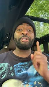 Patsy and Ricardo again‼️ Comment/repost/share/tag friends! 🇯🇲🤣🤣  Jamaican parents don't like when you keep opening the fridge! 😎😎