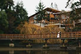 Brentwood Bay Resort Wedding Venue In Victoria Bc Resort Wedding Brentwood Bay West Coast Wedding