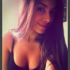 Sara Storm (@_SaraStorm)