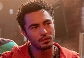 100+] Darren Barnet Wallpapers