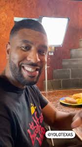 @yolotexas is in tha building! Our GM...