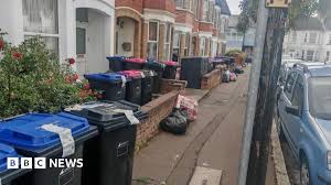 @veronik13 she looked apologetic for being delayed and was