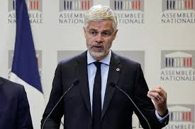 Wauquiez Secoue la Droite! Choix Cruciaux Avant le Vote de Confiance? - Imagen principal del artículo