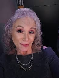 Sheri Farmer's Instagram, Twitter & Facebook