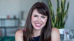 Angela Hardwick's Instagram, Twitter & Facebook