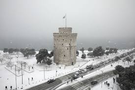 Αλλάζει ραγδαία ο καιρός από σήμερα, πέμπτη, καθώς στη βόρεια ελλάδα αναμένονται από το μεσημέρι βροχές και ισχυρές. Kairos Erxetai O Thlemaxos Sthn Ellada Kai Fernei Xioni Kai Sthn A8hna