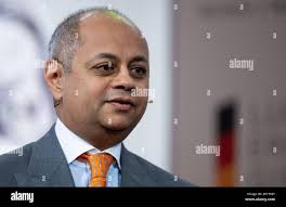 Michael sen hi-res stock photography and images