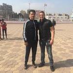 كابتن الزمالك السابق يساند إيهاب