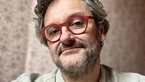 Châteauneuf-de-Gadagne : Emmanuel Robert-Espalieu, auteur majeur du  théâtre, publie le roman "La lettre bleue"