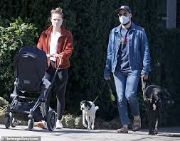 Reading the new york times vows column with an open heart and the intention of making fun of the featured wedding is one of america's favorite pastimes. Melissa Benoist Is Seen For The First Time In Public With Son Huxley Todayuknews