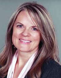 Rebecca Ayres's Instagram, Twitter & Facebook