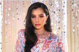Nantikan drama siri terbaru berjudul 'pengantin 100 hari' yang menampilkan lakonan aiman hakim, aishah azman, amelia henderson, fazren rafi, fanna azizan dan ramai lagi. Biodata Amelia Henderson Pelakon Drama Pengantin 100 Hari Lokmanamirul Com