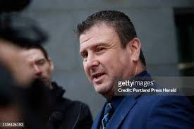 Reggie Coles's Instagram, Twitter & Facebook