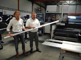 Man har klarat sig bättre än vissa rivaler men avkastningen inom somliga sektorer har fortfarande varit svag. Wie Der Karntner Lohnfertiger Filli Stahl Industrie 4 0 Zu Seinen Kunden Bringt Gemeinsam Die Zukunft Der Industrie Vorausdenken Dossiers Factory