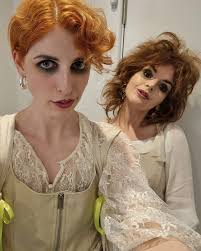 I haven't had time to draw anything new for Christmas this year so please  accept these Victorian Christmas scenes I drew a while ago (2020 I  think..?) It was around the time