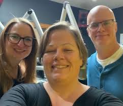 Leann Owen's Instagram, Twitter & Facebook